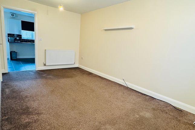3, Lane Street, Wolverhampton photo 5