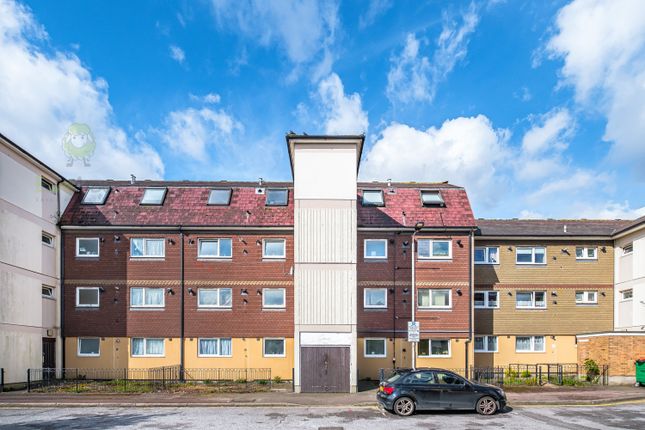 Thumbnail Flat for sale in Hay Close, Stratford, London
