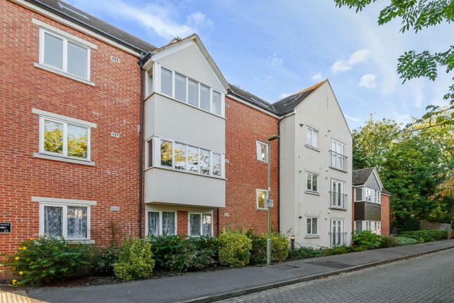 Thumbnail Flat for sale in Spring Lane, Headington, Oxford, Oxfordshire