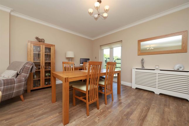 10, Halford Road, Ickenham photo 4