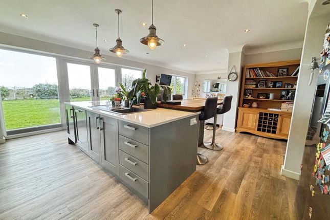 12, Newlyn Road, Meols photo 2