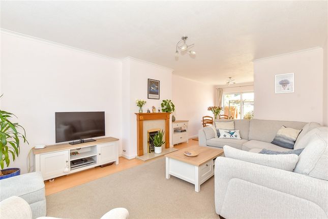 Ernest Close, Emsworth photo 4