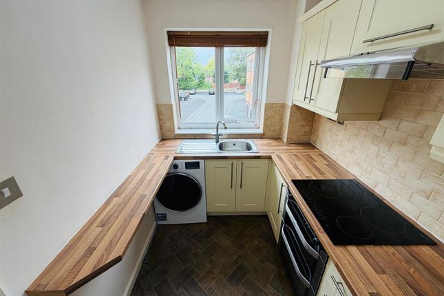 Flat 40, Rivington, Cholmondeley Road, Salford photo 2