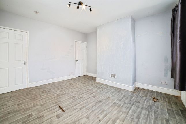 7, Bainbridge Terrace, Sutton-in-Ashfield photo 4