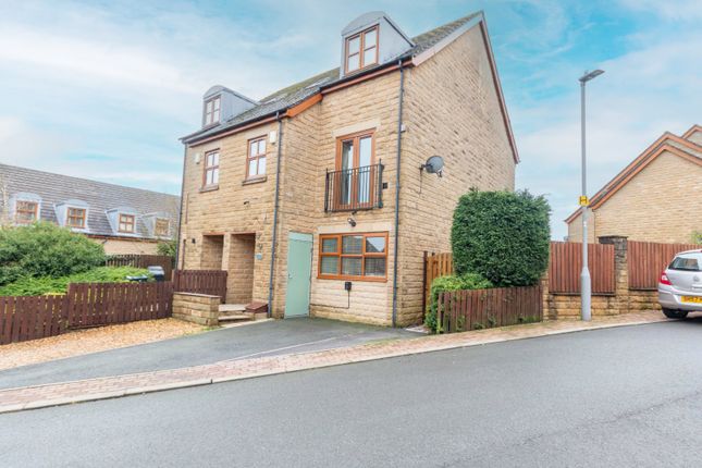 3, Brambleside, Bradford photo 2
