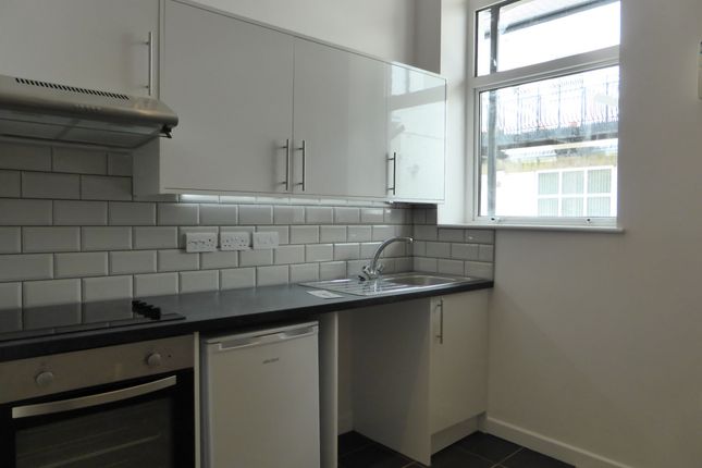Flat 7, 2 Osmond Road, Hove photo 4