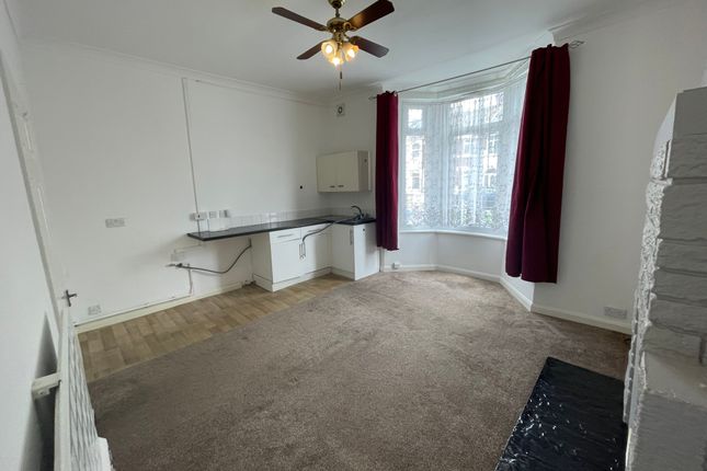 Thumbnail Flat to rent in High Street, Sheerness