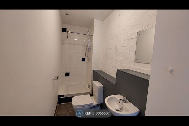 Flat, Marquis Street, Leicester photo 5