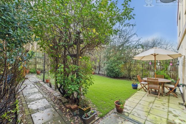 16, Ash Drive, South Molton photo 4