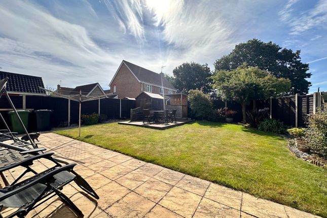 77, Seafields Drive, Great Yarmouth photo 2