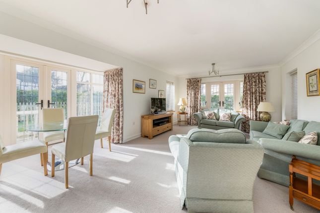 1 Southmoor Gardens, Abingdon photo 2