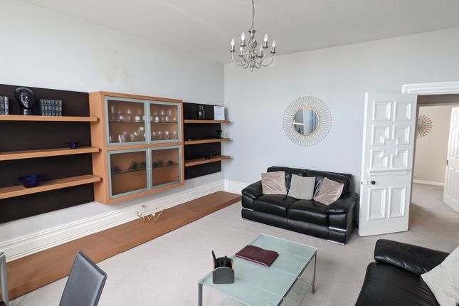 Flat 3, Southport photo 3