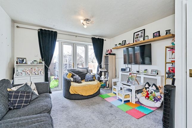 28, Teal Grove, WEDNESBURY photo 3