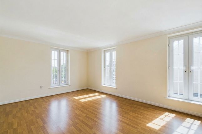 Flat Flat 2, 1, Hallam Fields Road, Leicester photo 2
