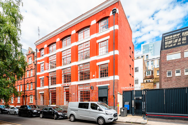 Office to let in East Tenter Street, London