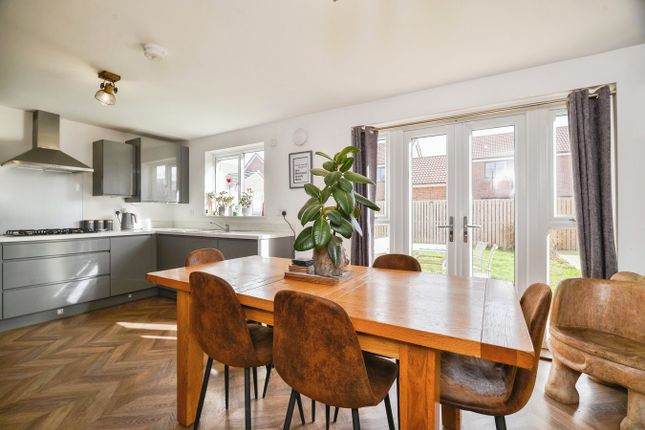 29, Holwick Oval, Stockton-on-Tees photo 4