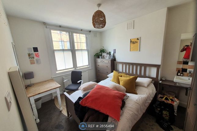 Elliot Row, London photo 5