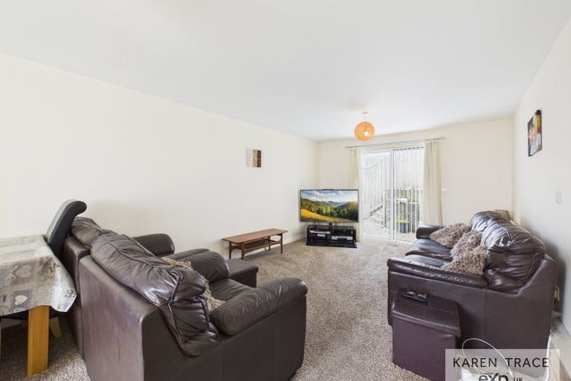 18, Lewis Way, St. Austell photo 2