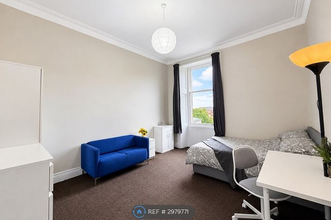 Wilton St, Glasgow photo 3