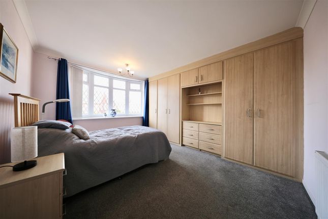 3, Broadlane Close, Cottingham photo 3