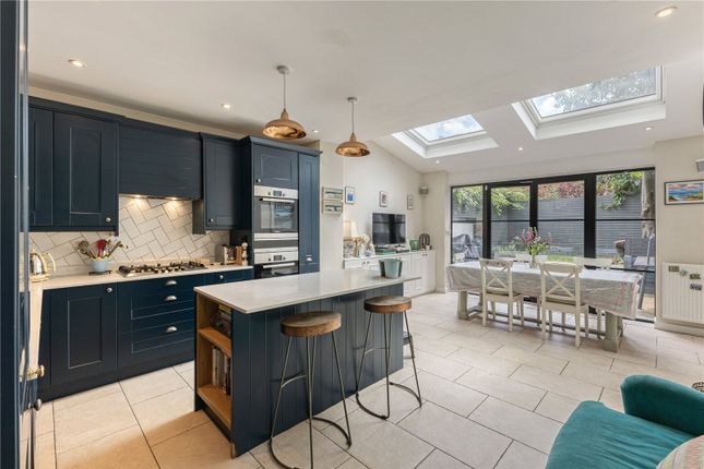 9, Delaford Street, London photo 3