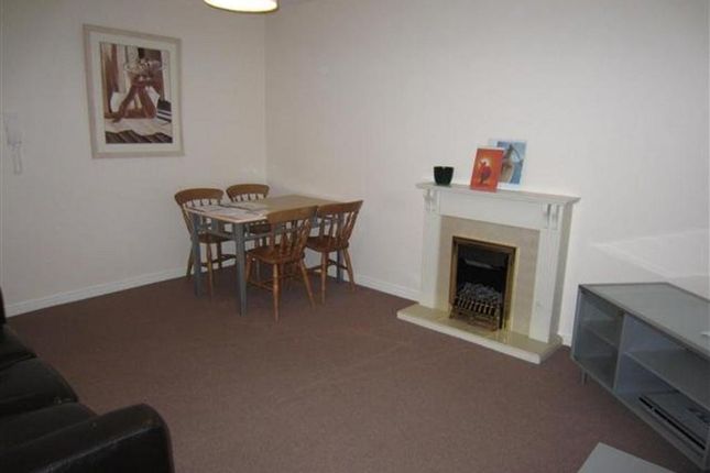 Flat to rent in Westmorland Road, Newcastle Upon Tyne