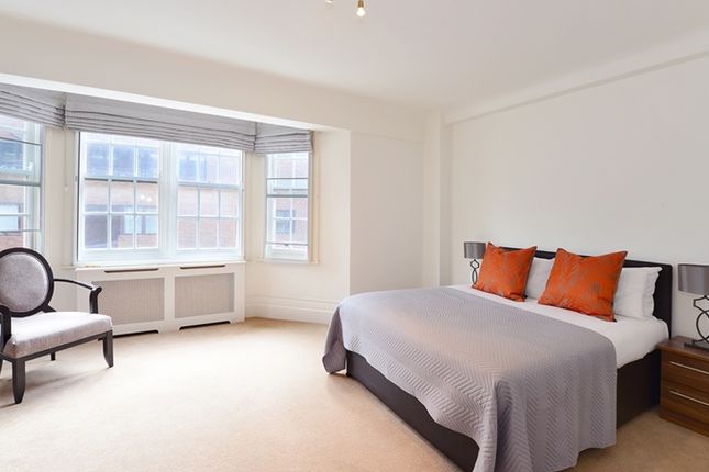 Duplex to rent in Park Road, London