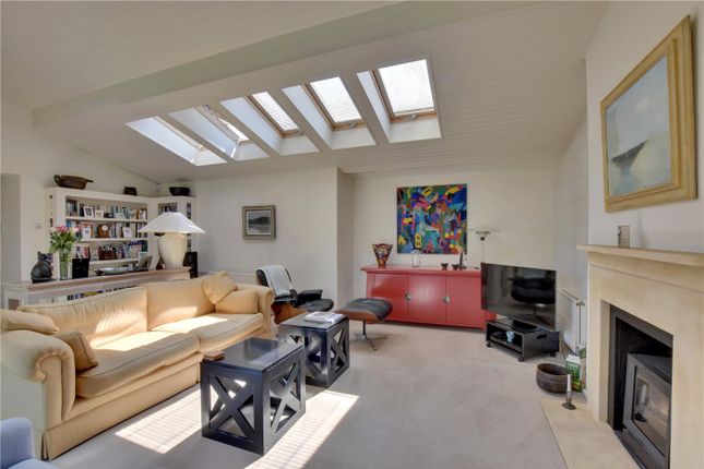 128, Langton Way, Blackheath photo 2