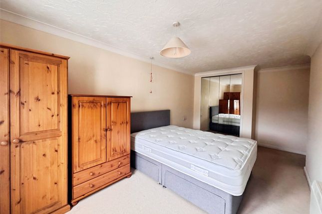 Flat 56, 18, Horn Cross Road, Devon photo 4