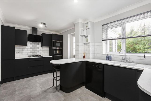 1, Upper Shott, Cheshunt photo 4