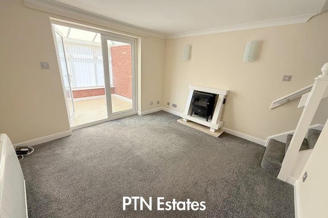 91, Blenheim Road, Kingswinford photo 3