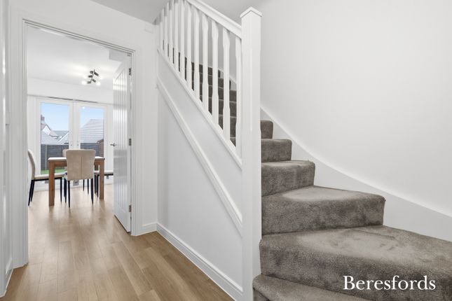 6, Cobbins Brook Way, Essex photo 4