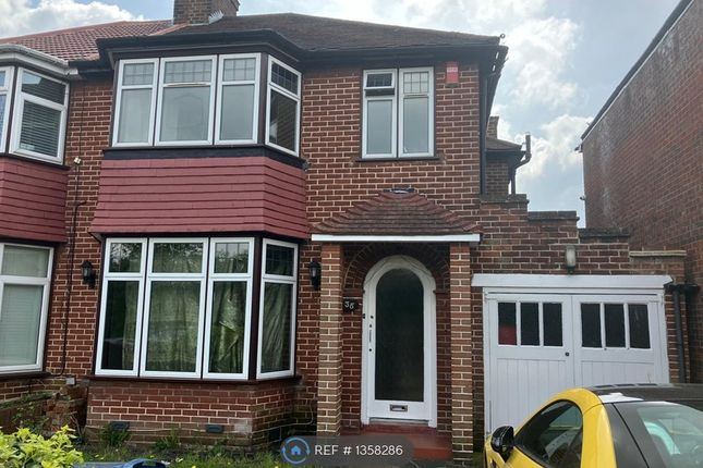 Thumbnail Semi-detached house to rent in Crowshott Avenue, Stanmore