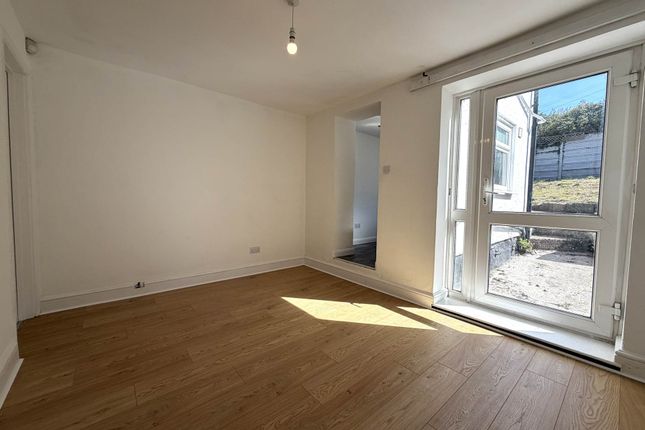 16, Prospect Place, Dover photo 4