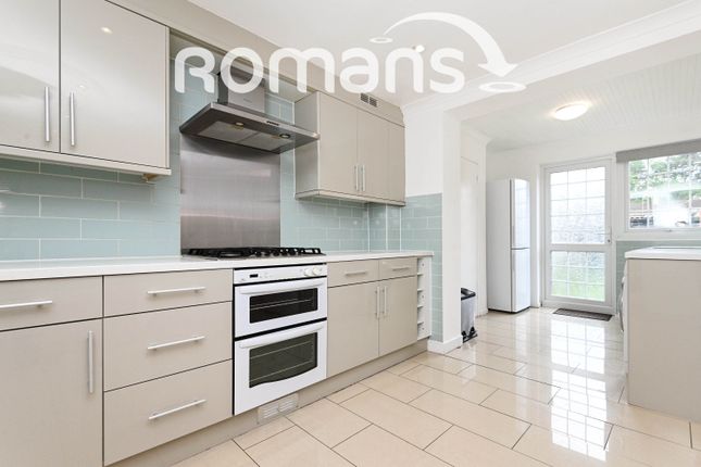 20, Walbury, Bracknell photo 3