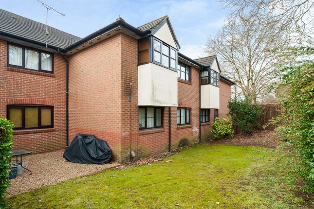 Flat for sale in Stonefield Park, Maidenhead