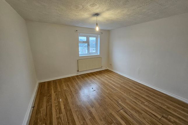 7, Little Farm, Coventry photo 4