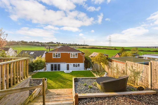 Thumbnail Detached house for sale in Southdown Road, Clanfield, Waterlooville