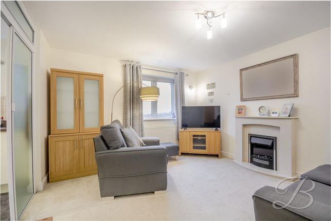 Flat 16, Castle Hill Court, High Street, Sheffield photo 3