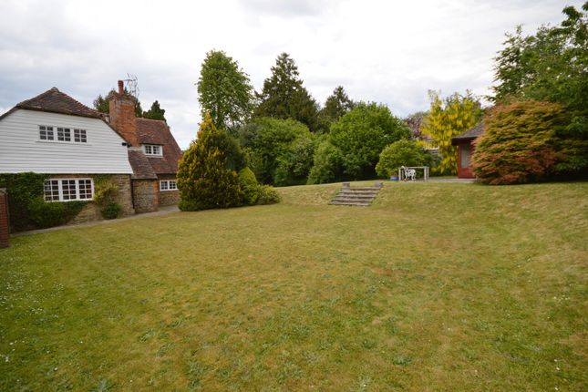 Detached house to rent in High Seat Barn High Street, Billingshurst, West Sussex