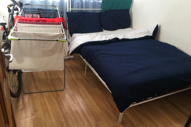 Bruce Road Bromley By Bow Stratford E3 1 Bedroom Flat To