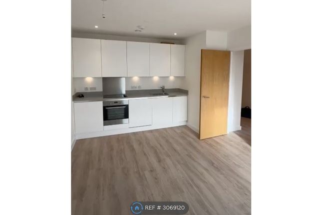 Flat, Addiscombe Grove, Croydon photo 3