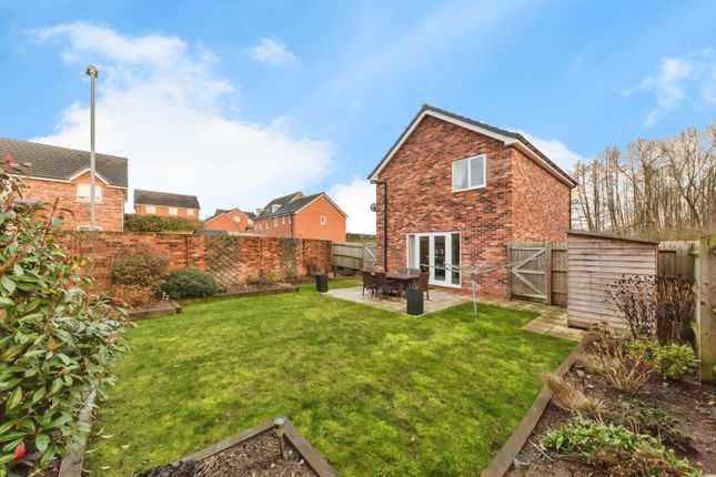 12, John Hammond Close, Crewe photo 4