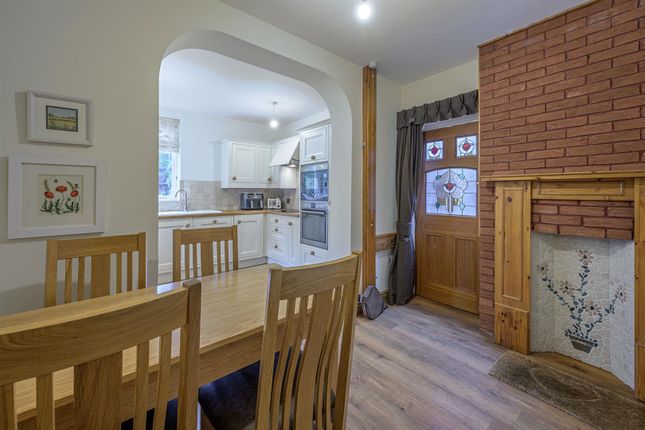 3, Pedmore Hall Lane, Stourbridge photo 4
