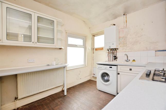 Flat B, 200, Frodingham Road, Scunthorpe photo 2
