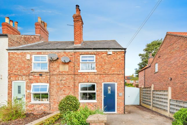 End terrace house for sale in Gate Helmsley, York