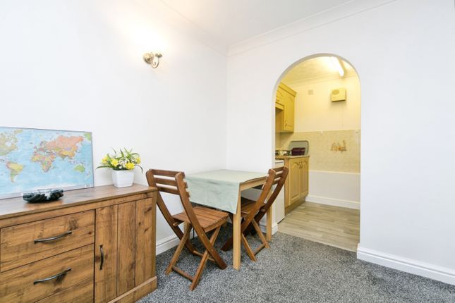 Flat 50, Rhoslan Park, 76, Conway Road, Conwy photo 4