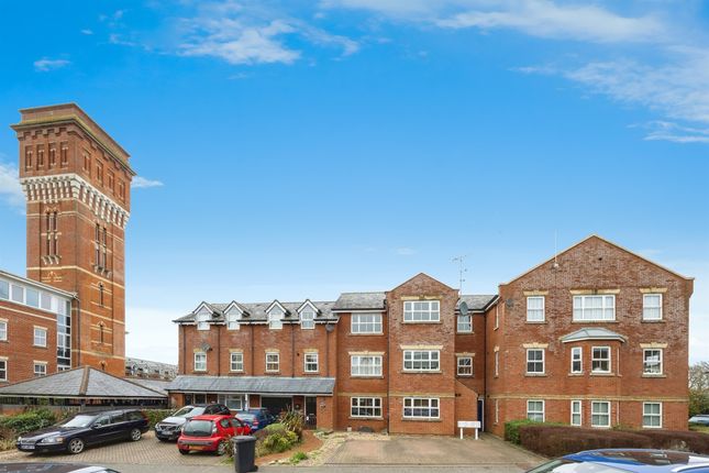Flat for sale in Tower View, Chartham, Canterbury