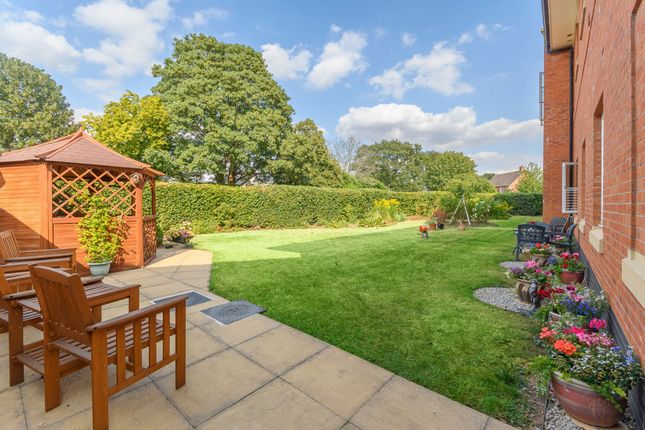 9 Orchard Court Ettington Road, Warwick photo 4