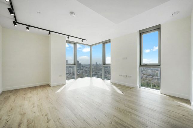 Flat to rent in 250 City Road, London